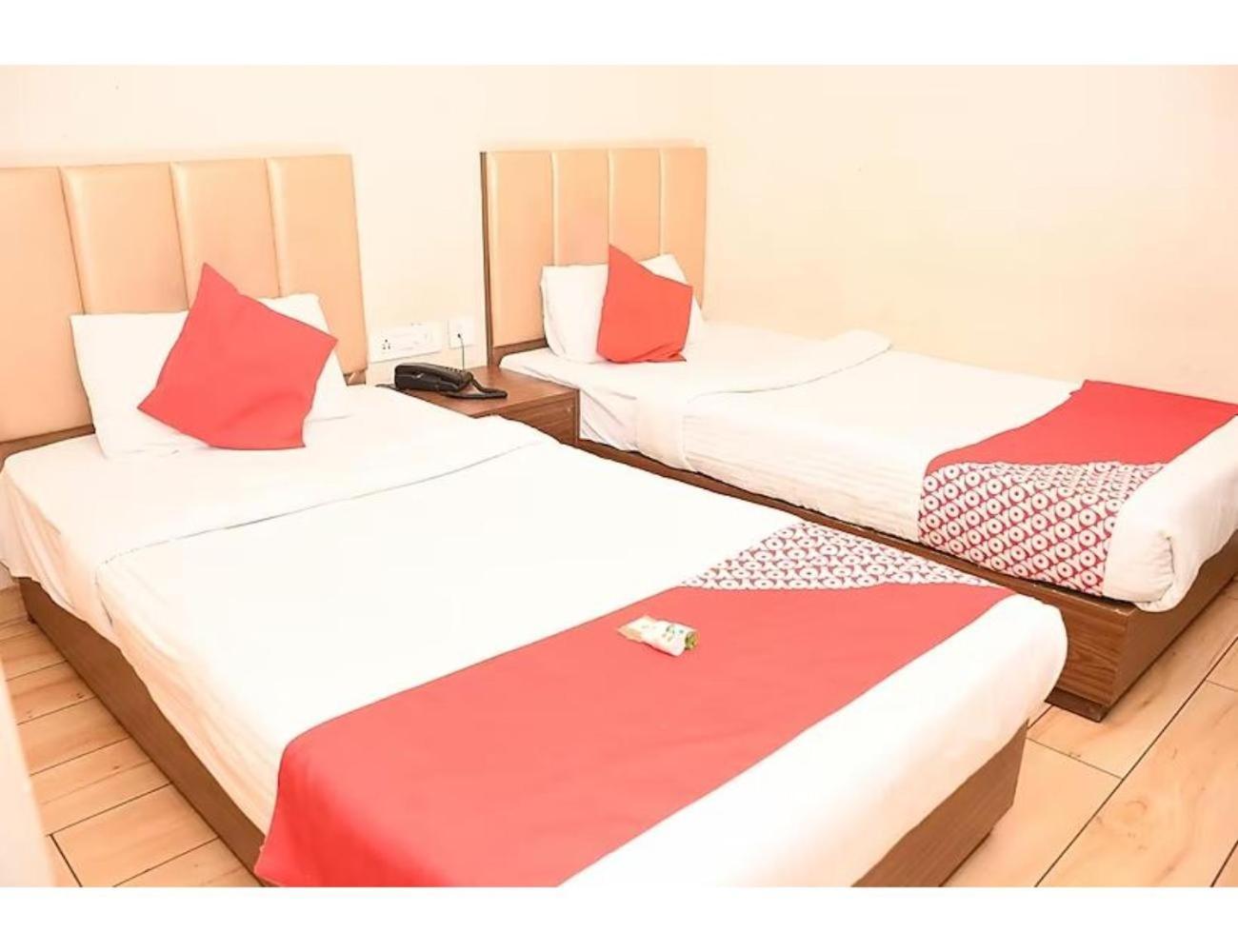 Sona Lodge, Siliguri Eksteriør billede