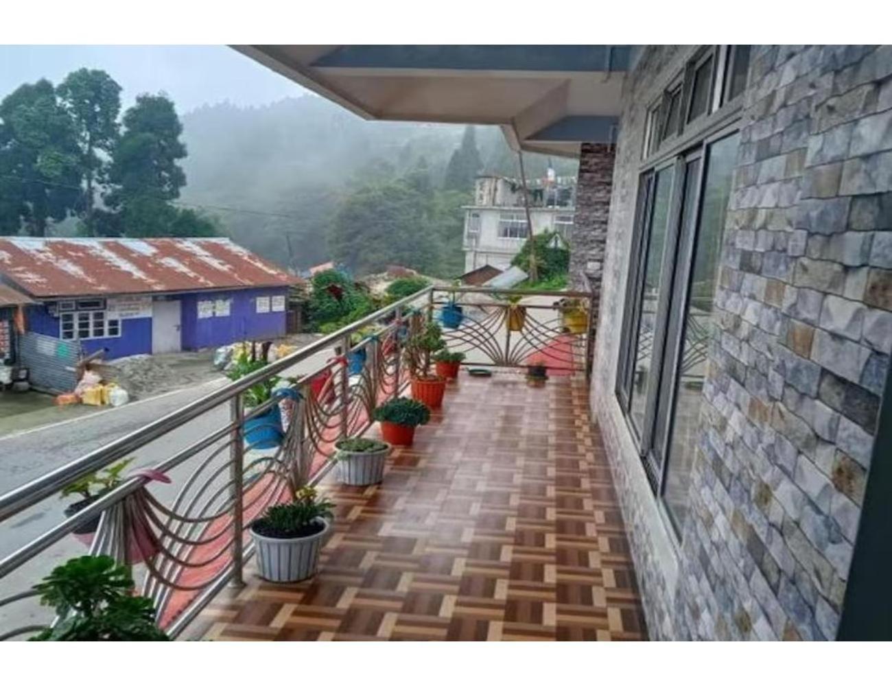 Sona Lodge, Siliguri Eksteriør billede